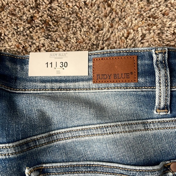 Judy Blue Button Fly High Wasted, Skinny Fit size: 11/30 - Picture 4 of 4